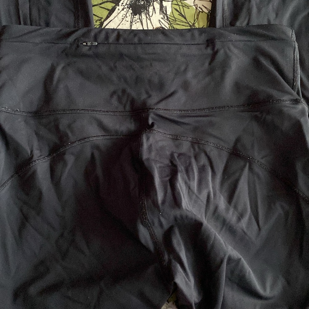 Lululemon Run The Day Crop - Picture 6 of 12